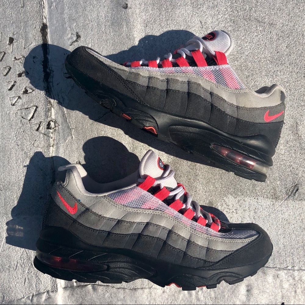 Nike Air Max 95 👟 Grey / Solar Red